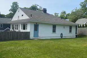 15 Chester St, Falmouth, MA 02556 - Photo 1