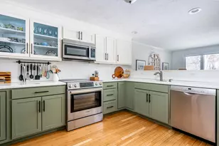 34 Bonwood Dr, Mashpee, MA 02649 - Photo 1