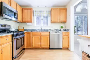 12 Kettle Ln, Mashpee, MA 02649 - Photo 7