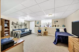 27 Ridge Dr, Middleborough, MA 02346 - Photo 17