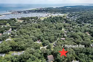 7 Highland Ave, Tisbury, MA 02568 - Photo 1