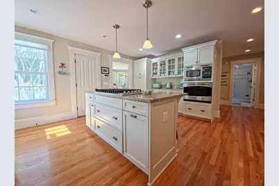 552 Main Street, Barnstable, MA 02635 - Photo 15