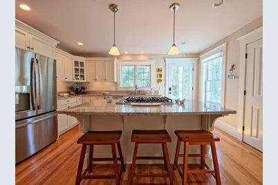 552 Main Street, Barnstable, MA 02635 - Photo 17