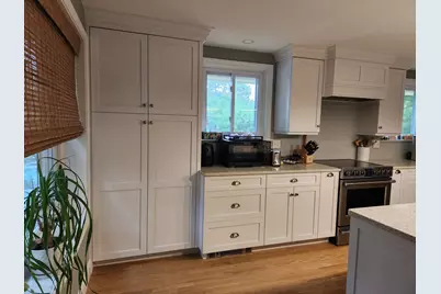 10 Howard Avenue, Bourne, MA 02553 - Photo 9