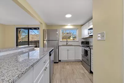 405 Village Drive #UNIT 405, Bourne, MA 02532 - Photo 15