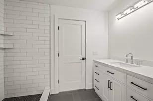 46A Harry Kemp Wy, Provincetown, MA 02657 - Photo 19