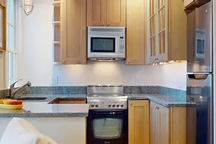 12 Franklin St, Provincetown, MA 02657 - Photo 21