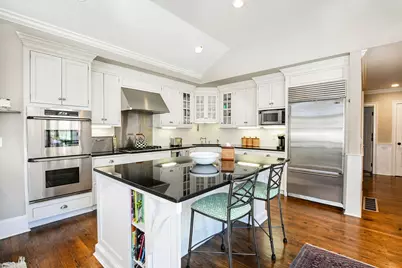 199 E Bay Road #APT 12, Barnstable, MA 02655 - Photo 9