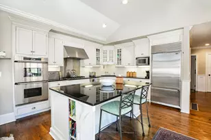 199 E Bay Rd, Barnstable, MA 02655 - Photo 9