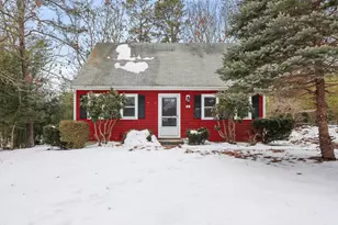 11 Webquish Ln, Mashpee, MA 02649 - Photo 3