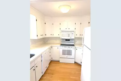 39 Tower Hill Road #APT 18A, Barnstable, MA 02655 - Photo 9