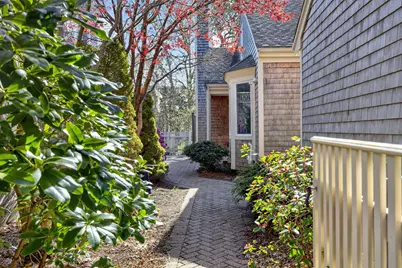 24 W Woods Circle #UNIT 24, Yarmouth, MA 02675 - Photo 3