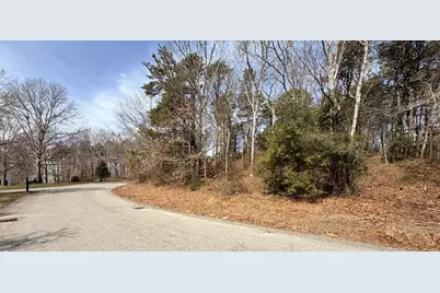 1 Luigi Avenue, Bourne, MA 02562 - Photo 3