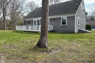 17 Eileen St, Yarmouth, MA 02675 - Photo 3