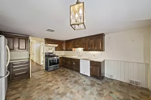 18 Winfield Ln, Barnstable, MA 02655 - Photo 5