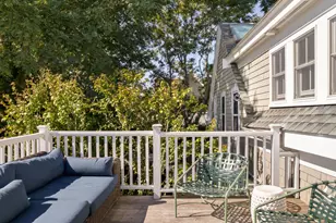 12 Cottage St, Provincetown, MA 02657 - Photo 11