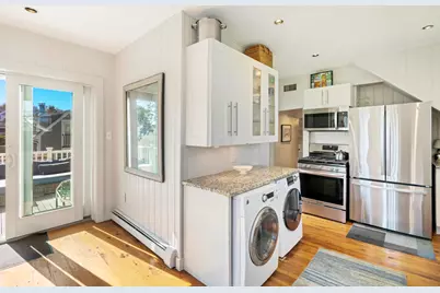 12 Cottage Street #UNIT 2, Provincetown, MA 02657 - Photo 5