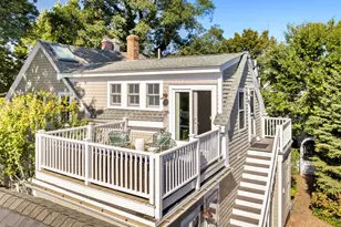12 Cottage St, Provincetown, MA 02657 - Photo 3