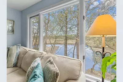 15 Riverview Avenue #UNIT D, Mashpee, MA 02649 - Photo 5