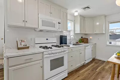 20 Evergreen Street, Wareham, MA 02558 - Photo 7