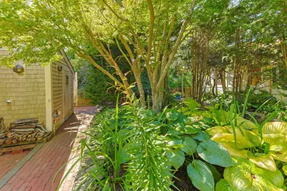 28 Commercial Street #Unit 2, Provincetown, MA 02657 - Photo 37