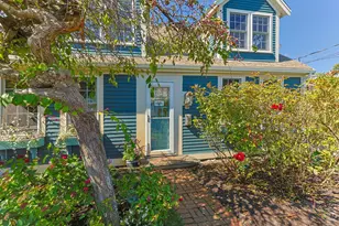 28 Commercial St, Provincetown, MA 02657 - Photo 3