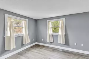 104 Edgewater Dr, Falmouth, MA 02536 - Photo 21