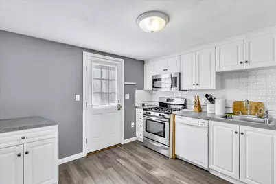 104 Edgewater Drive, Falmouth, MA 02536 - Photo 5