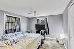 104 Edgewater Dr, Falmouth, MA 02536 - Photo 31
