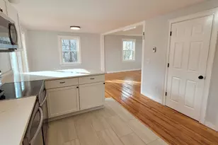 14 S Yarmouth Rd, Dennis, MA 02638 - Photo 9