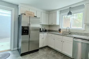 27 Surrey Ln, Bourne, MA 02532 - Photo 13