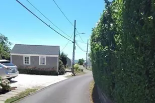 241 Old Wharf Rd, Dennis, MA 02639 - Photo 23