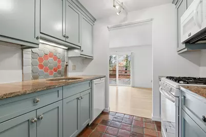 235 Seaward Bend #UNIT 235, Falmouth, MA 02540 - Photo 9