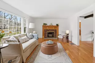 25 Coleridge Dr, Falmouth, MA 02540 - Photo 9