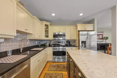 2 Amberwood Court #UNIT 2, Bourne, MA 02532 - Photo 3