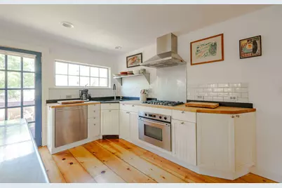 6 Daggett Lane #1-2, Provincetown, MA 02657 - Photo 5