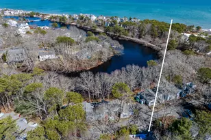 251 Shore Dr, Mashpee, MA 02649 - Photo 9