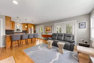 52 Harry Kemp Wy, Provincetown, MA 02657 - Photo 9