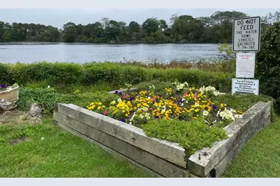 26 Bettys Pond Road #UNIT 9, Barnstable, MA 02601 - Photo 15