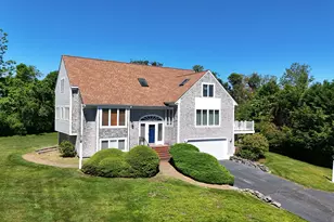 11 Joyce Cir, Dennis, MA 02641 - Photo 5