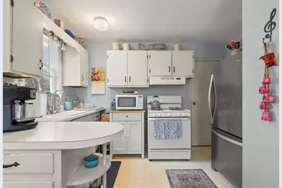 47 Cliff Road, Bourne, MA 02553 - Photo 9