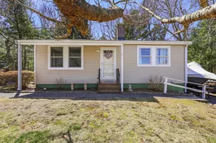 47 Cliff Rd, Bourne, MA 02553 - Photo 3