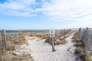 280 Harbor Point Rd, Barnstable, MA 02630 - Photo 17