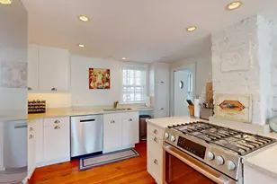 54 Commercial St, Provincetown, MA 02657 - Photo 33