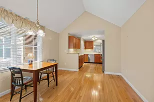 28 Wildflower Ln, Yarmouth, MA 02675 - Photo 9