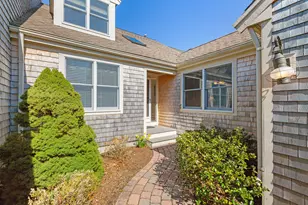 28 Wildflower Ln, Yarmouth, MA 02675 - Photo 1
