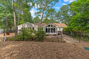 23 Penny Royal Ln, Falmouth, MA 02536 - Photo 3