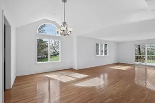 106 Pine Hill Blvd, Mashpee, MA 02649 - Photo 3