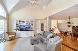 12 Sea Knoll Ct, Bourne, MA 02532 - Photo 5