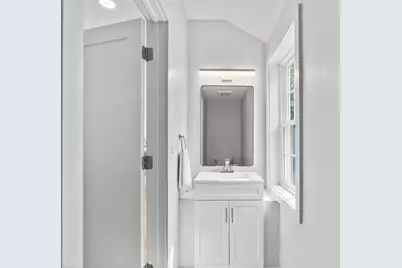 162 Main Street, Barnstable, MA 02655 - Photo 21